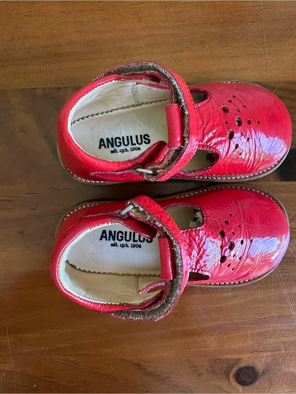 Angulus Red Patent Leather Mary Janes ~6 (EU 22)